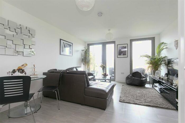 2 Bedroom Apartment To Rent In Parkside Court, Waterside Park, Booth Street, London, E16