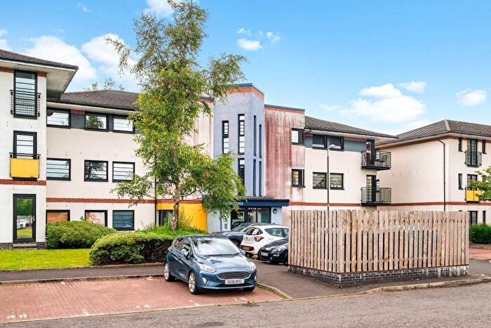 3 Bedroom Flat To Rent In Whiteside Court, Bathgate, West Lothian, EH48
