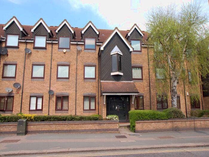 2 Bedroom Flat To Rent In Percival Court, Windmill Lane, Cheshunt, Hertfordshire, EN8