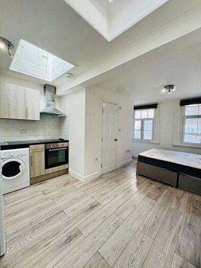 1 Bedroom Studio To Rent In London, CR0