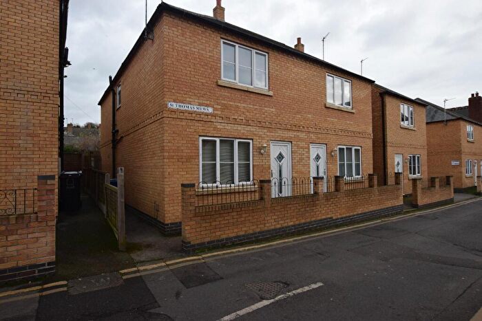 3 Bedroom Semi-Detached House To Rent In St Thomas Mews, Gainsborough, DN21