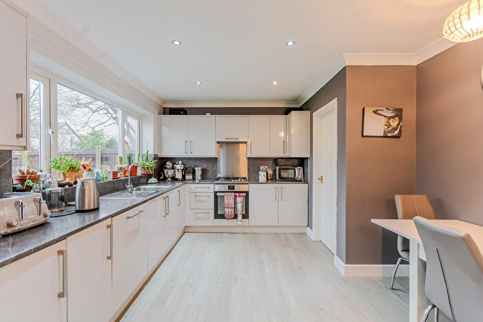 4 Bedroom Detached House For Sale In Longmeadow, Weaverham, Northwich, CW8