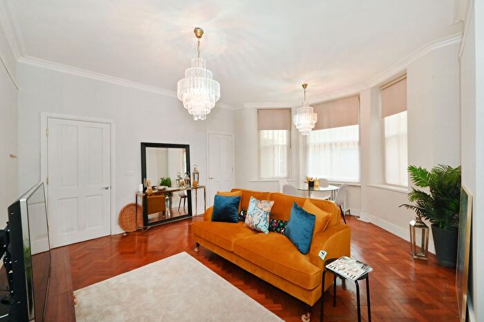 1 Bedroom Flat To Rent In Stanhope Gardens, SW7