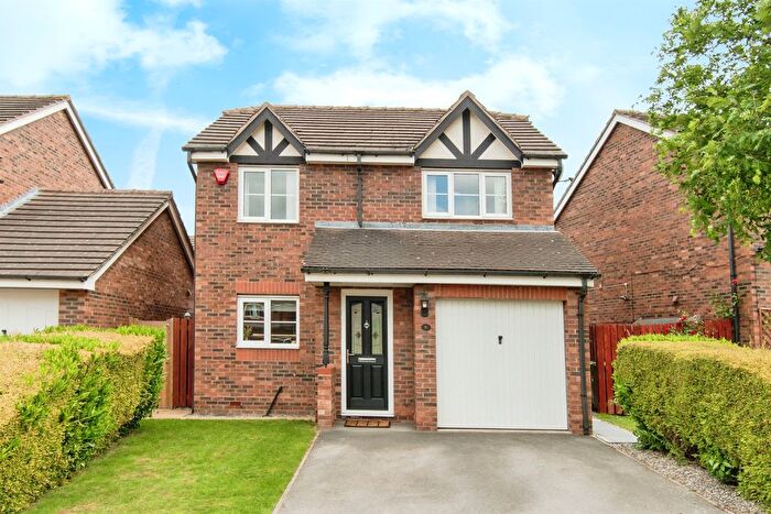 3 Bedroom Detached House For Sale In Birchen Close, Castleford, WF10