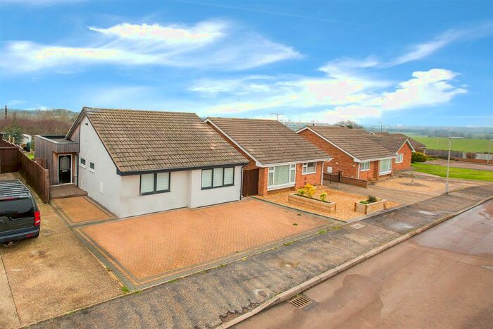 2 Bedroom Detached Bungalow For Sale In Alledge Drive, Woodford, Kettering NN14