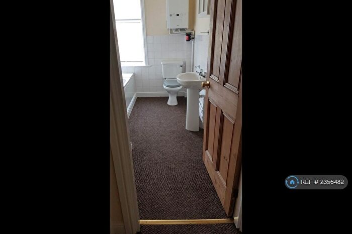 1 Bedroom Terraced House To Rent In Denton Terrace, Morley, Leeds, LS27