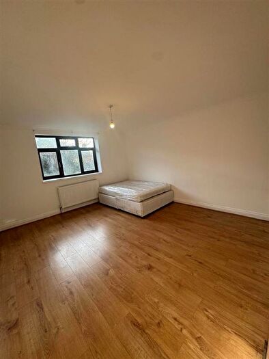 2 Bedroom Terraced House To Rent In Sandway Road, Orpington, BR5