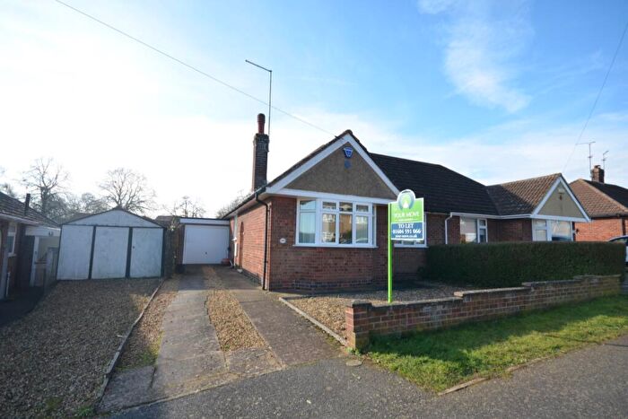 2 Bedroom Bungalow To Rent In Southfield Road, Duston, Northampton, NN5