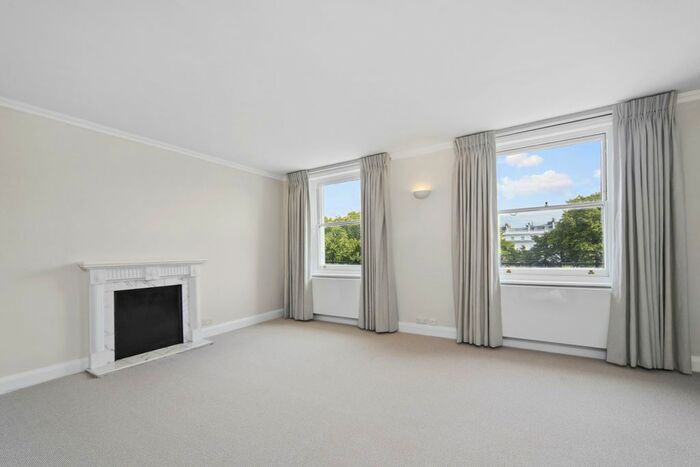 3 Bedroom Flat To Rent In Sloane Street, London, SW1X