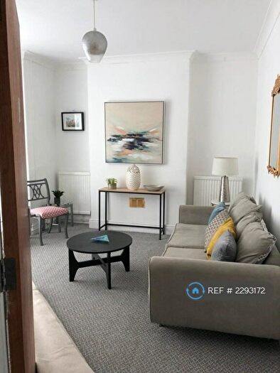 3 Bedroom Terraced House To Rent In North Hill Road, Swansea, SA1