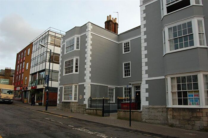 Studio To Rent In Earl Street, Maidstone, ME14
