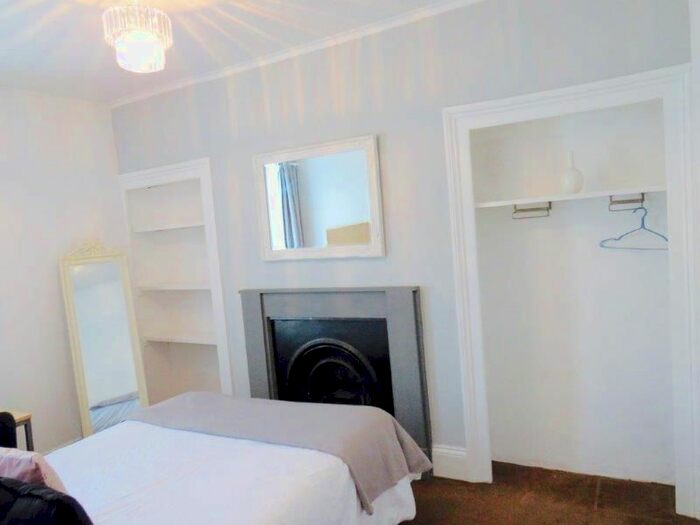 6 Bedroom Terraced House To Rent In Furzehill Road, Mutley, Plymouth, PL4