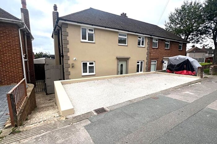 3 Bedroom Semi-Detached House For Sale In Peterborough Road, Wymering, Portsmouth, Hampshire, PO6