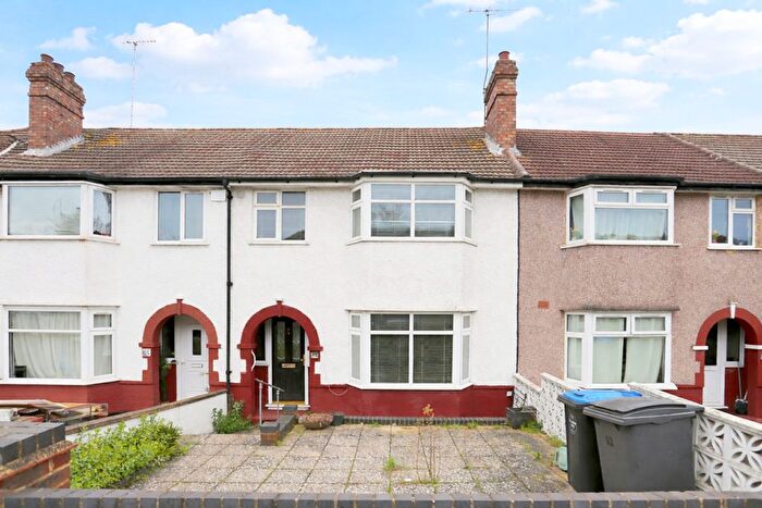 3 Bedroom Terraced House For Sale In Coles Green Road, London, NW2