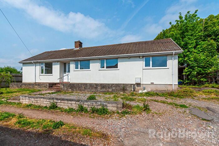 3 Bedroom Bungalow For Sale In Laura Street, Barry, CF63