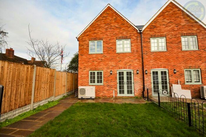 3 Bedroom Semi-Detached House To Rent In Rawlins Gardens, Wootton, Bedford, MK43