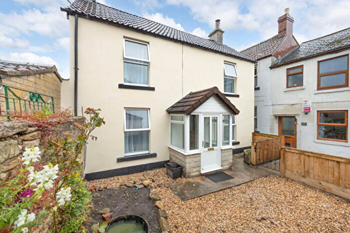 2 Bedroom Detached House For Sale In King Street, Melksham, Wiltshire, SN12
