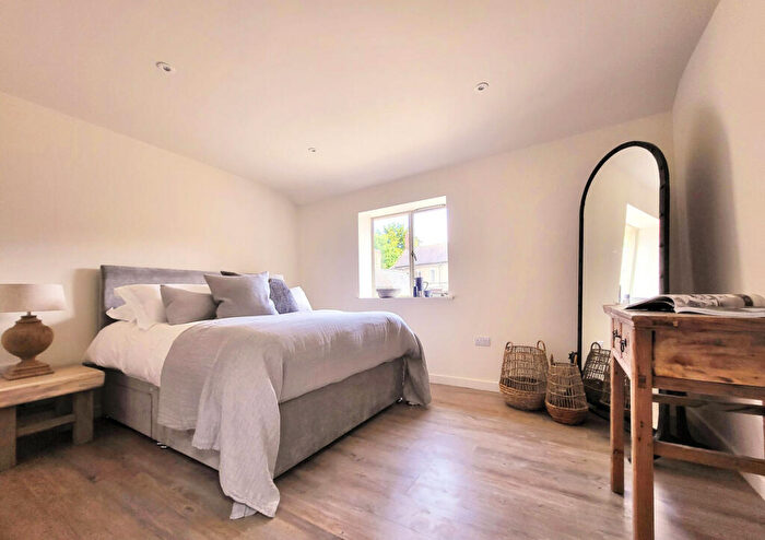 2 Bedroom Link Detached House For Sale In Honington Shipston-on-Stour, Warwickshire, CV36