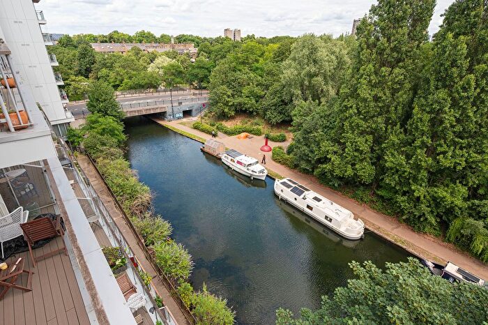 1 Bedroom Flat For Sale In Victoria Wharf, Palmers Road, Shoreditch, London, E2