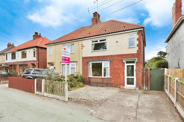 3 Bedroom Semi-Detached House For Sale In Sandy Lane, Worksop, S80