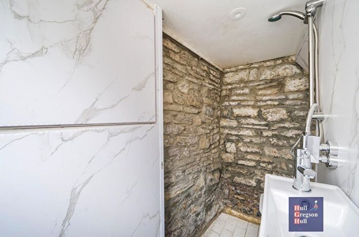 1 Bedroom Property For Sale In Marshall Row, Swanage, BH19 - Photo 8