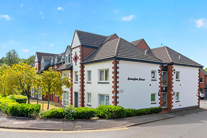 1 Bedroom Flat For Sale In Maryville Avenue, Giffnock, Glasgow, East Renfrewshire, G46