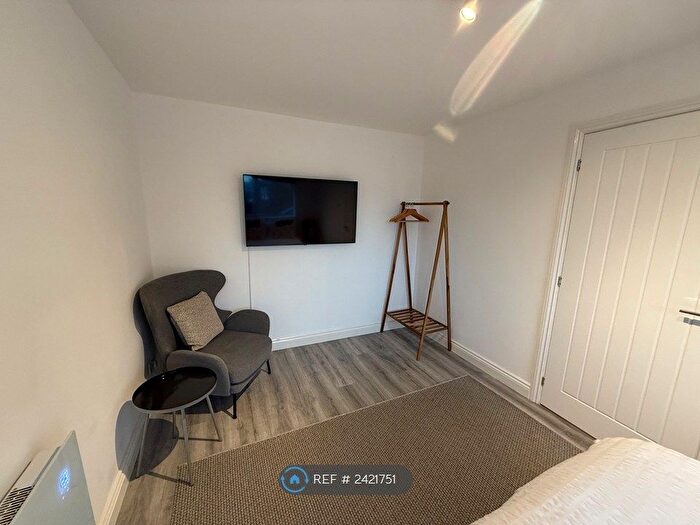 1 Bedroom Semi-Detached House To Rent In Alburgh Close, Bedford, MK42
