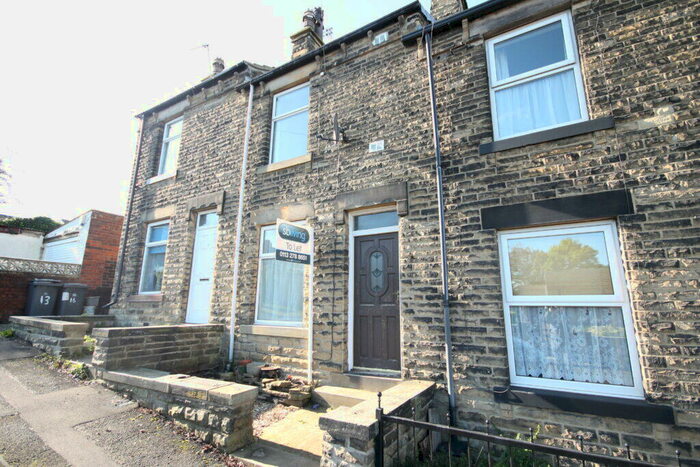 2 Bedroom Terraced House To Rent In Holdsworth Street, Cleckheaton, Bradford, BD19