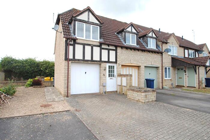 1 Bedroom Coach House For Sale In Ashlea Meadow, Bishops Cleeve, Cheltenham, GL52