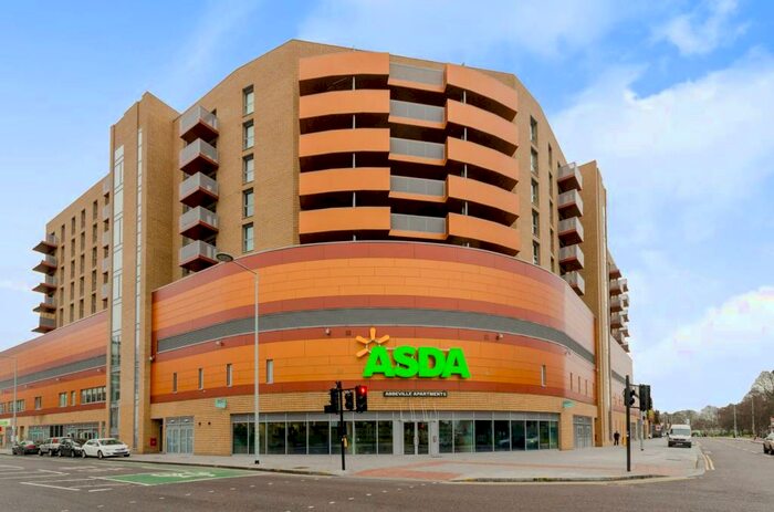 2 Bedroom Flat To Rent In Abbeville Apartments, Barking, IG11