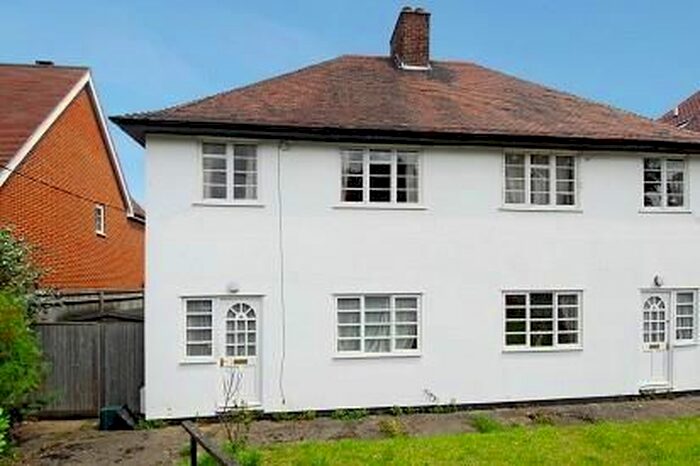 3 Bedroom Semi-Detached House To Rent In Kennington, Oxfordshire, OX1