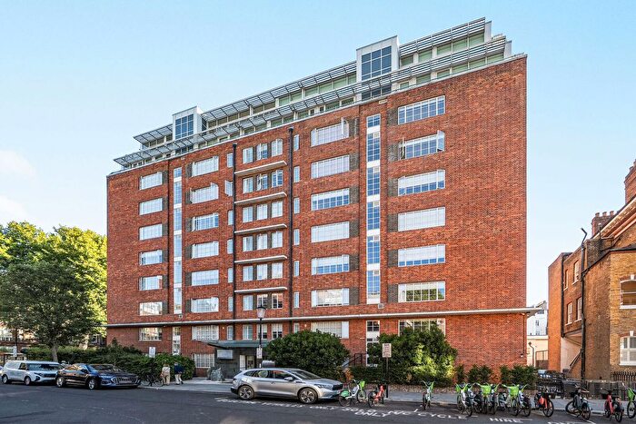 2 Bedroom Flat To Rent In Roland Gardens, South Kensington, South Kensington, London, SW7