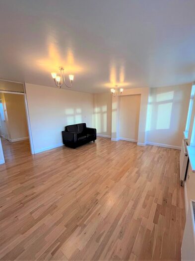 Studio To Rent In Rayners Lane, Pinner, HA5