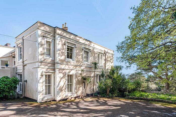 3 Bedroom Flat For Sale In Middle Lincombe Road, Torquay, Devon, TQ1