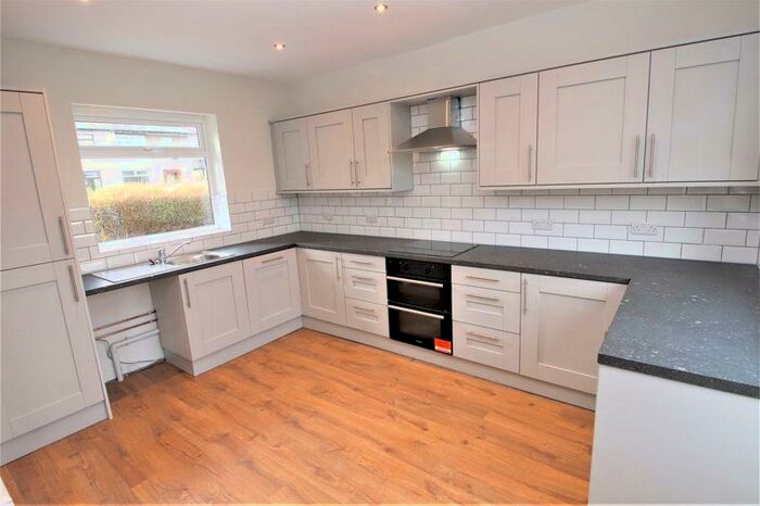 3 Bedroom Detached House To Rent In Lancaster Avenue, Rossendale, BB4