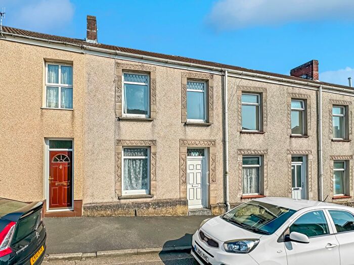 2 Bedroom Property To Rent In Wern Terrace, Swansea, SA1
