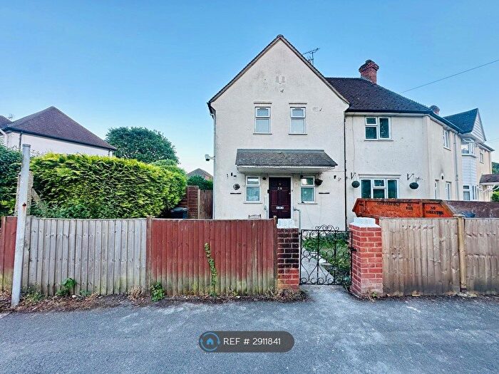 4 Bedroom Semi Detached House To Rent In Victoria Road, Ascot, SL5