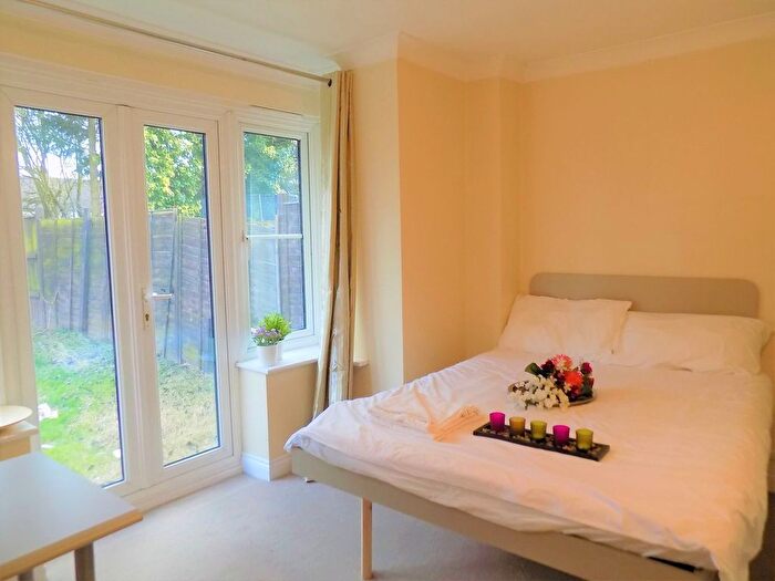 4 Bedroom Semi-Detached House To Rent In William Kirby Close, Coventry, CV4