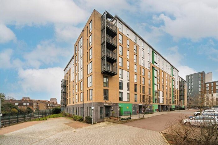 2 Bedroom Flat For Sale In Needleman Close, London, NW9