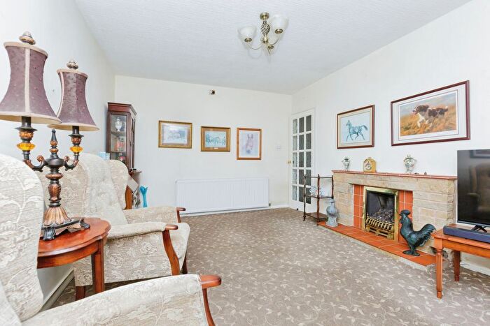 2 Bedroom Bungalow For Sale In University Close, Syston, Leicester, Leicestershire, LE7