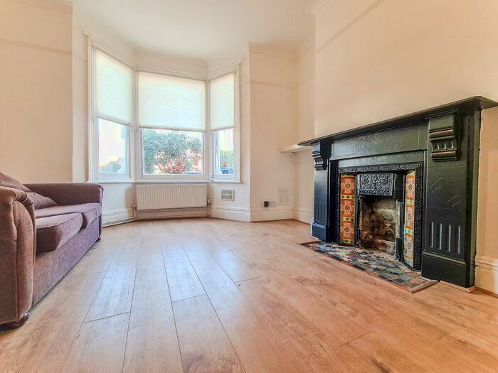 1 Bedroom Flat To Rent In St Johns Avenue, London, NW10