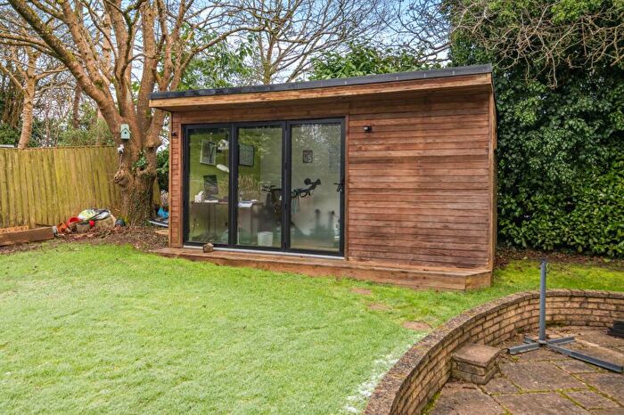 5 Bedroom Detached House For Sale In Stratton, Cirencester, Gloucestershire, GL7