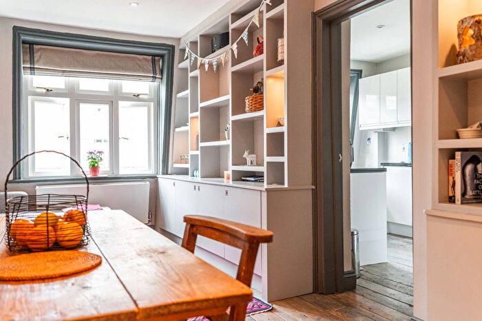 1 Bedroom Flat To Rent In Greencoat Place, Westminster, London, SW1P