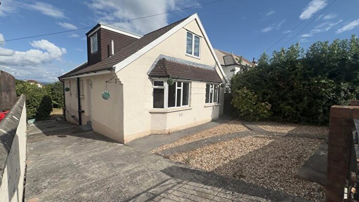 4 Bedroom Detached Bungalow For Sale In Farm Road, Milton, BS22