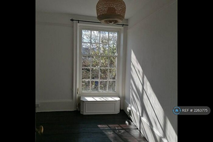 1 Bedroom Flat To Rent In Oxford Rd, Exeter, EX4