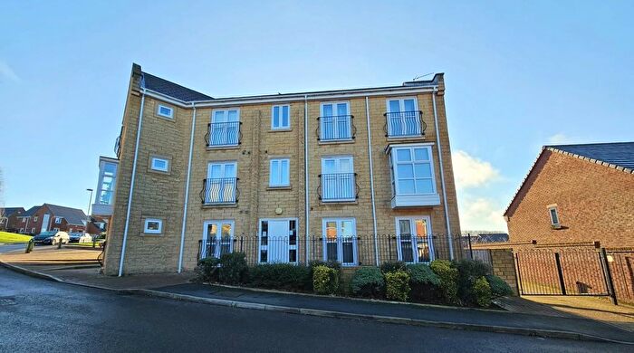 2 Bedroom Flat For Sale In Ashby Gardens, Hyde, SK14