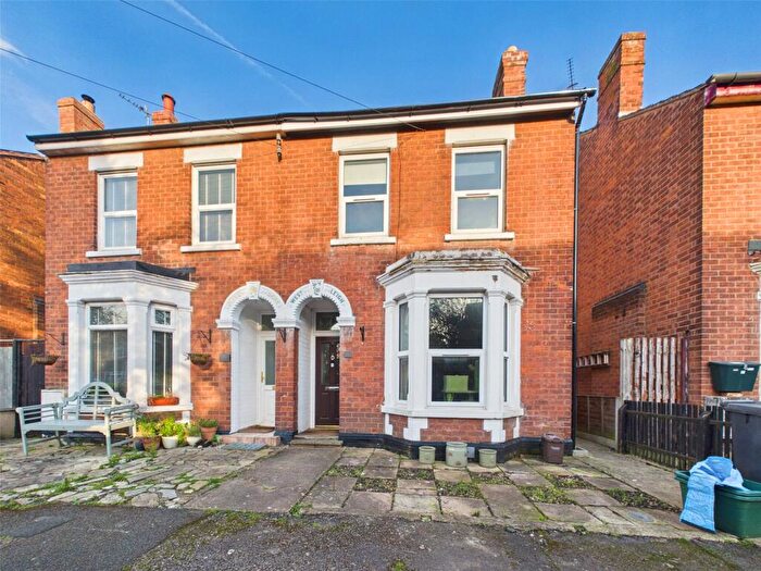 4 Bedroom Semi Detached House For Sale In Malvern Road, Gloucester, Gloucestershire, GL1