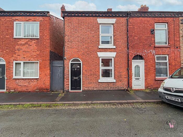 2 Bedroom End Of Terrace House For Sale In John Street, Winsford, CW7