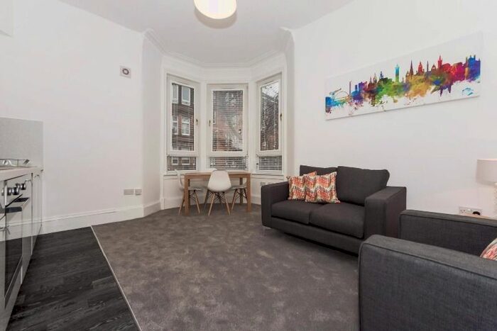 2 Bedroom Flat To Rent In Hillfoot Street, Dennistoun, Glasgow, G31