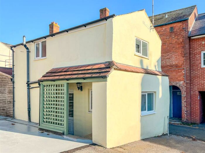 1 Bedroom Cottage To Rent In King Street, Bridport, Dorset, DT6